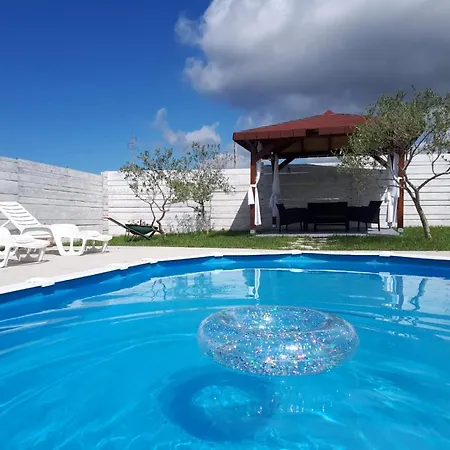 House Dalma Апартаменти