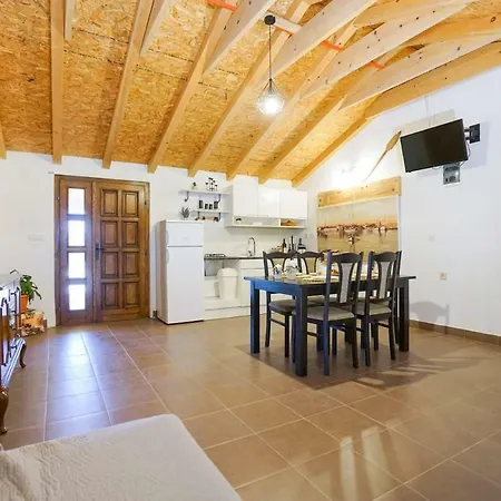 Апартаменти House Dalma Задар